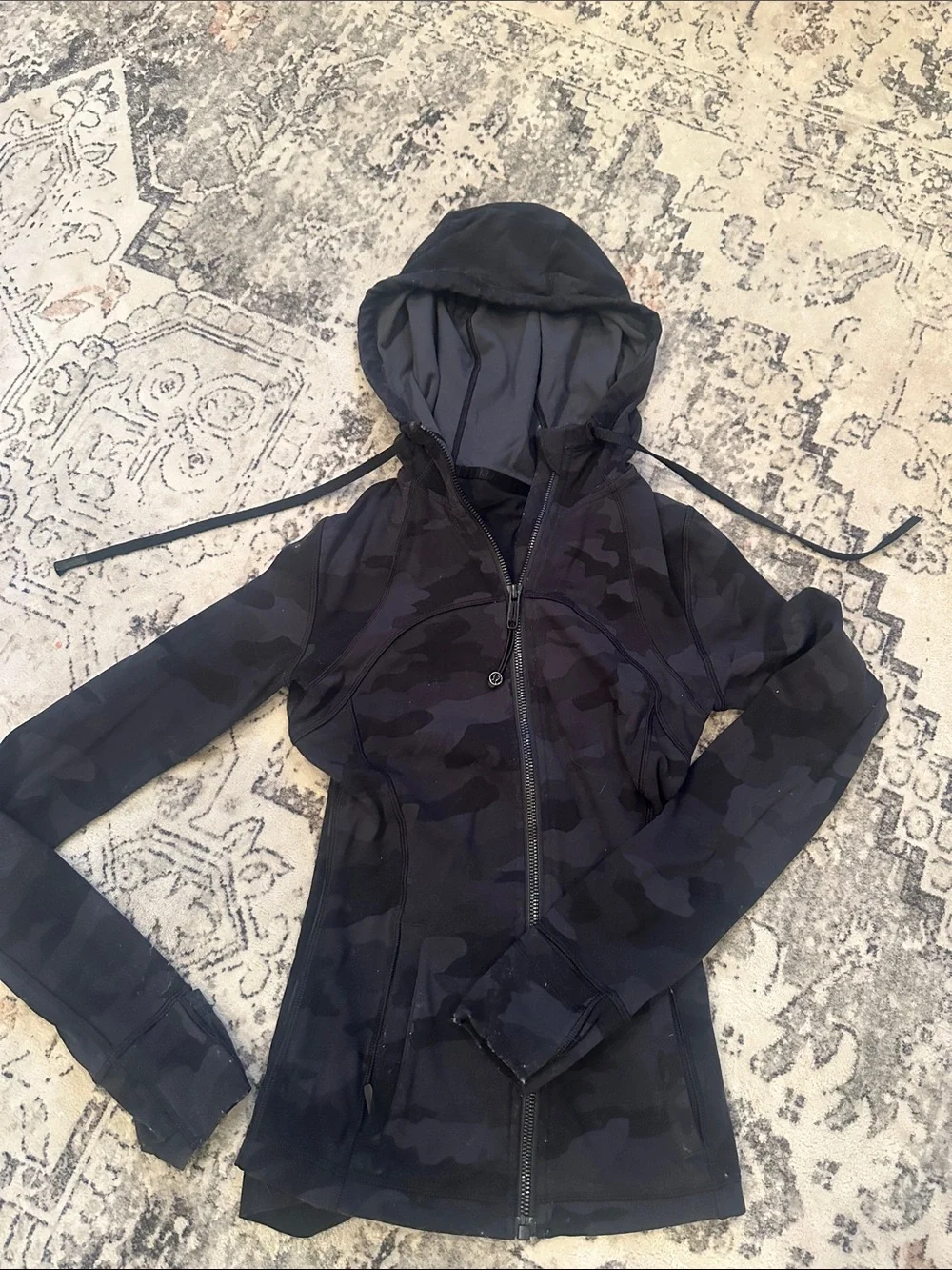 Lululemon Define Hooded Jacket - Size 2
